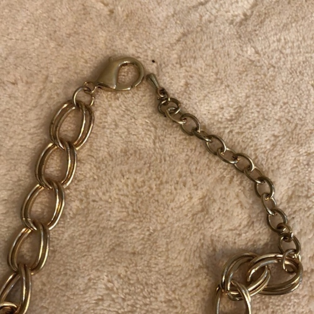 Neckace - Picture 3 of 3